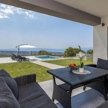 Villa Fran *